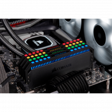 Mémoire CORSAIR DOMINATOR PLATINIUM RGB - DDR4 - KIT - 16GO - 4000 MHz