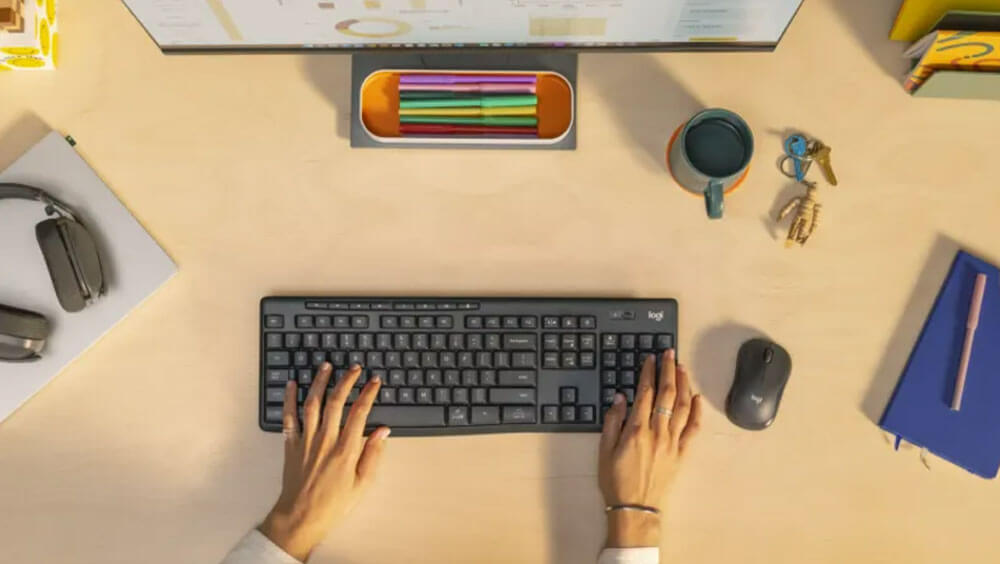 Logitech MK370 Combo Clavier & souris